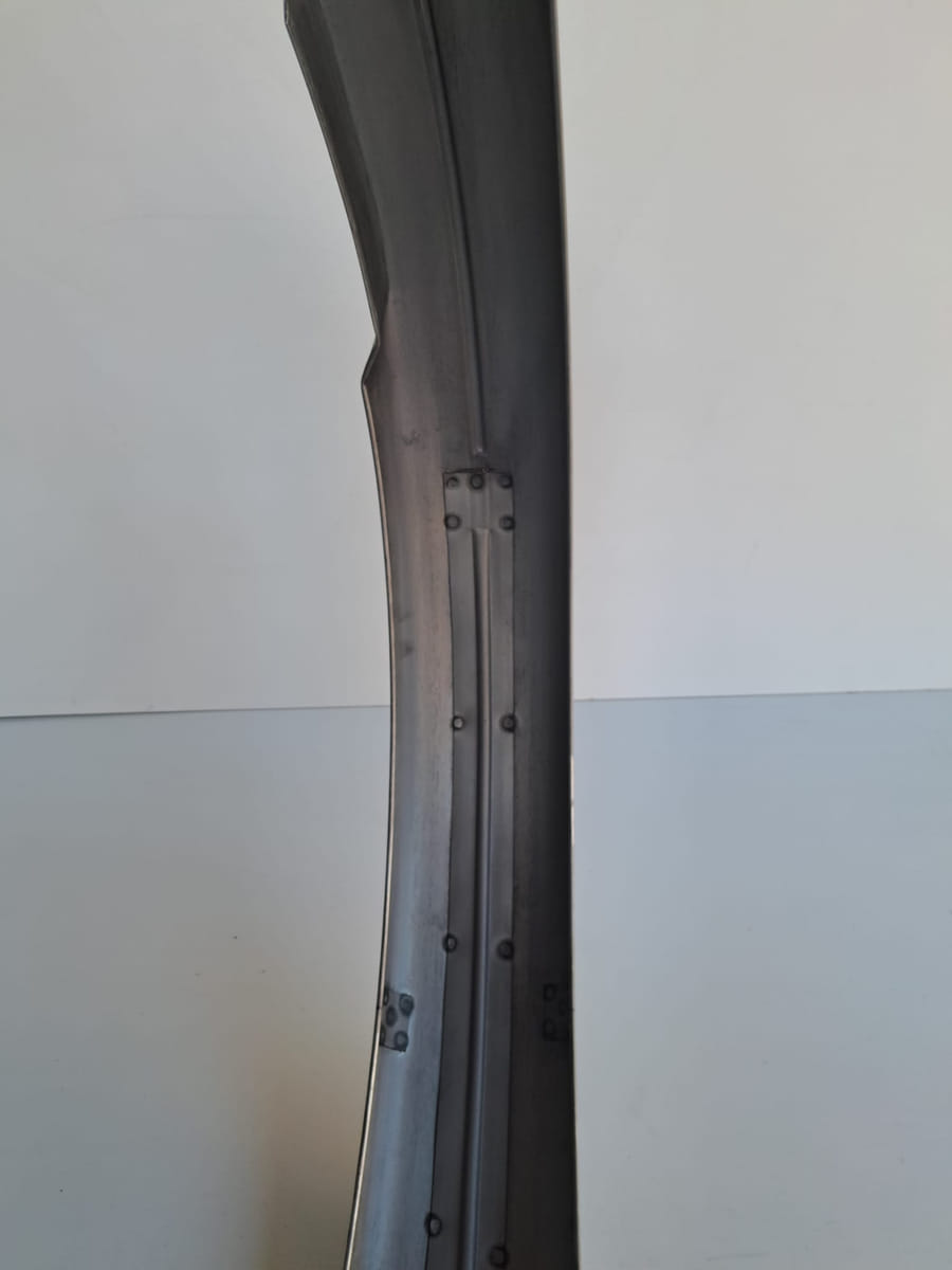 ČZ 125 B/T — zadní blatník — obrázek 3